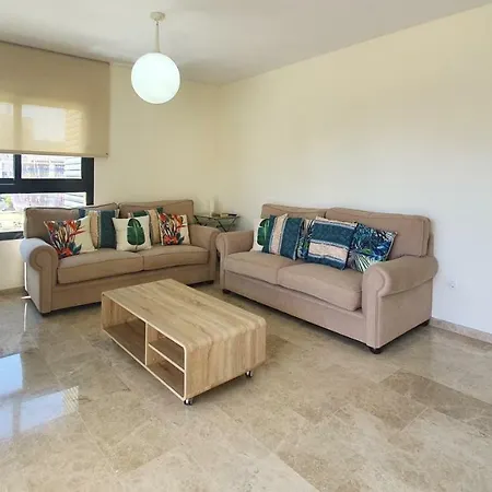 Apartment Tramontana Deluxe - Holidays B&f
